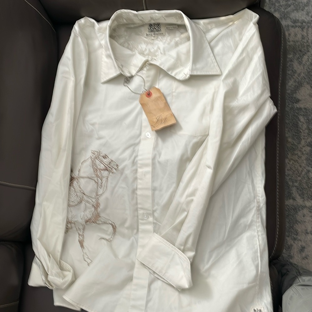 Juicy Couture men’s shirt size medium